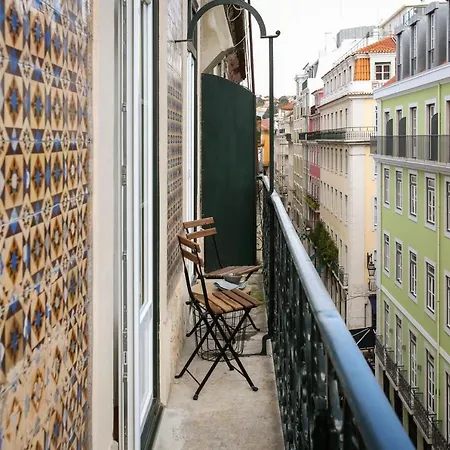 Downtown - In Lisbon's Heart! Lägenhet